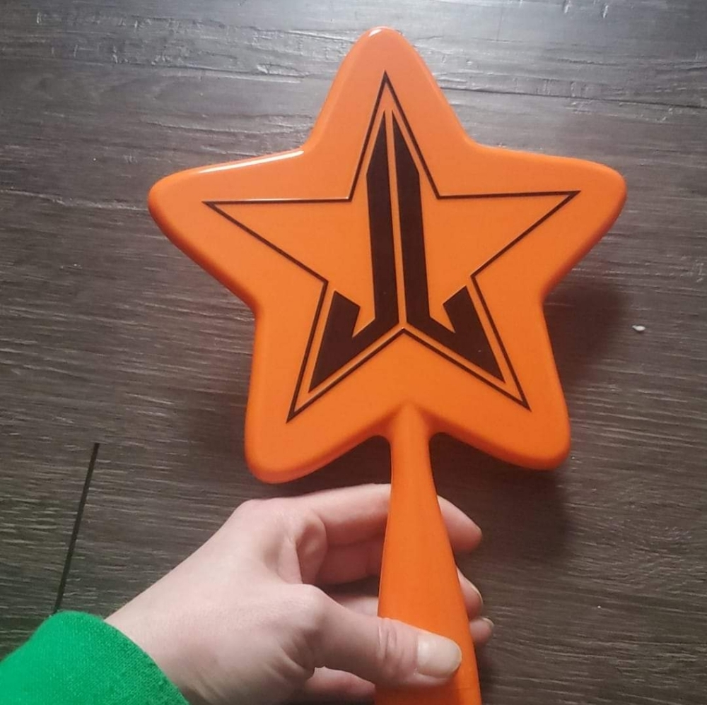 3 LE Halloween Mirrors